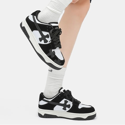 ツートンクロスデザインスニーカー znk000035