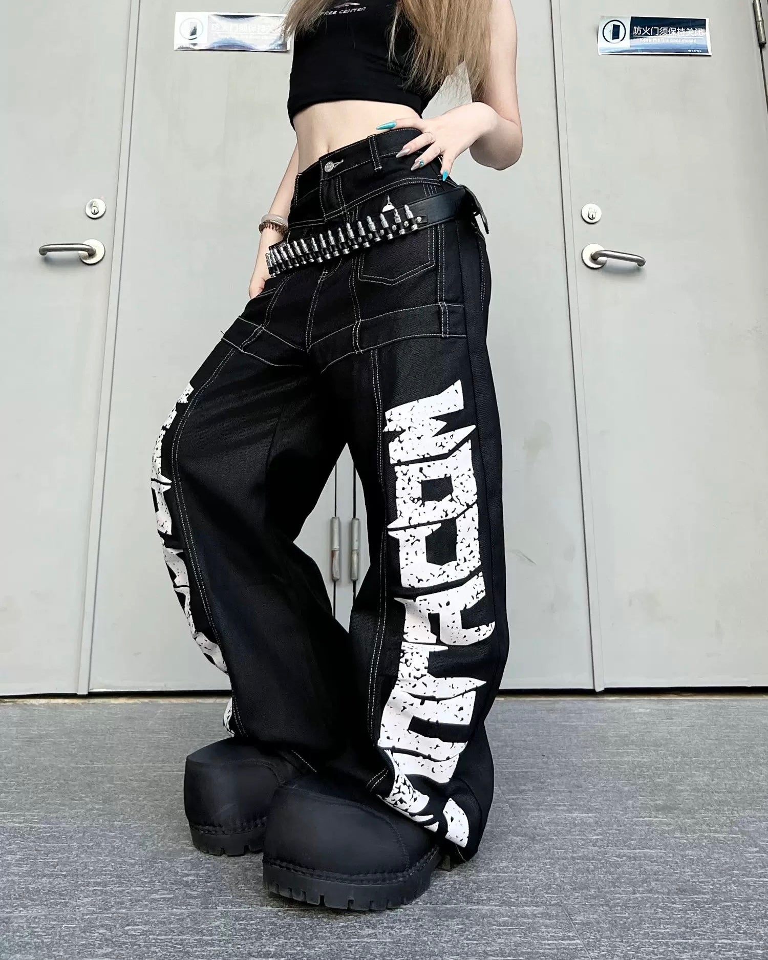 サイドロゴバルーンワイドパンツ znk000103