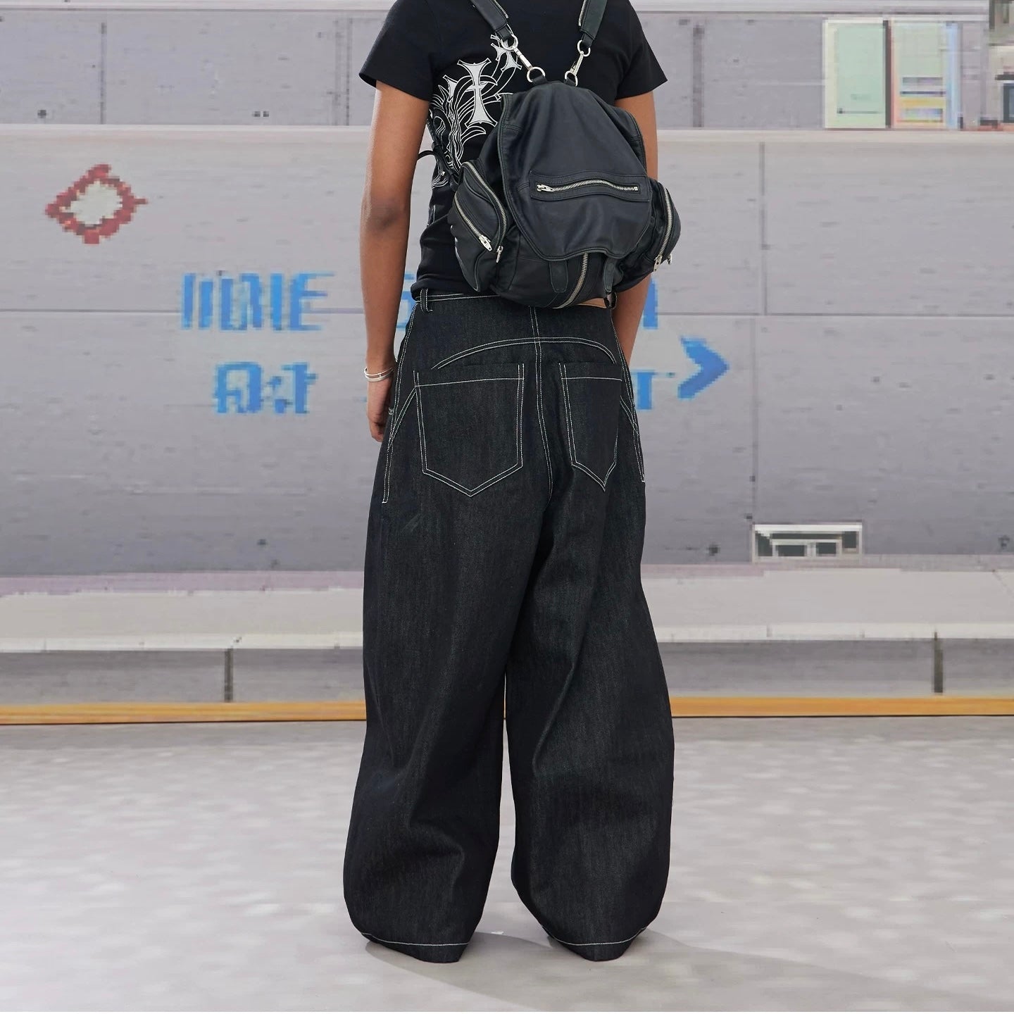 トグルフックワイドデニムパンツ znk000196