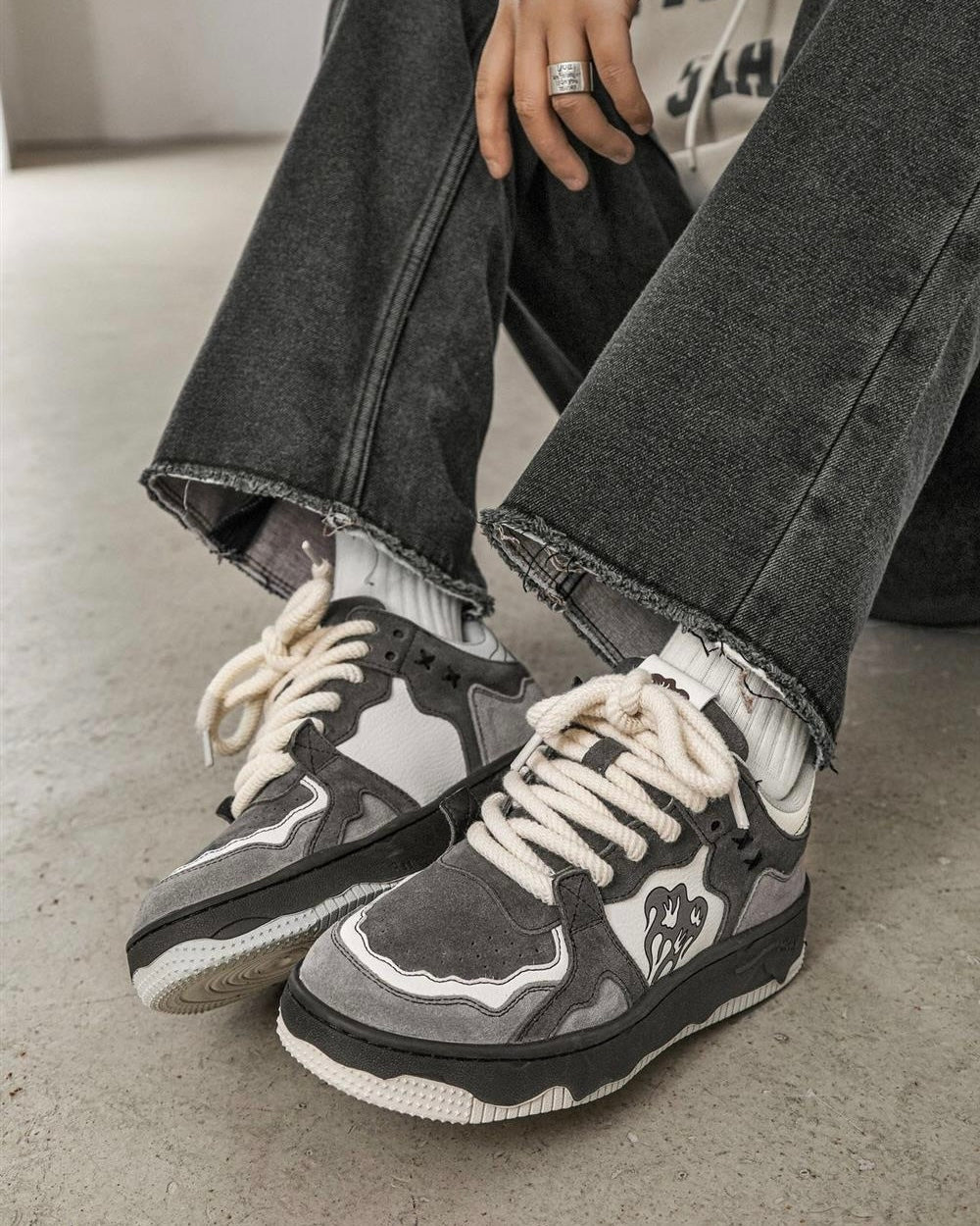 Suede Panel Street Sneakers znk000234