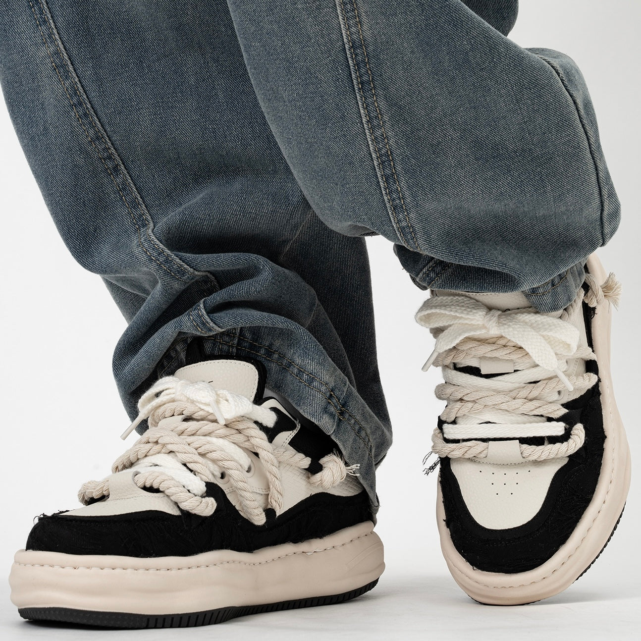 ロープレース厚底スニーカー znk000008