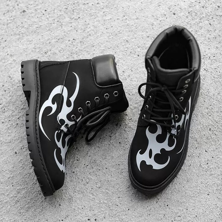 グラフィックレースアップブーツ znk000195