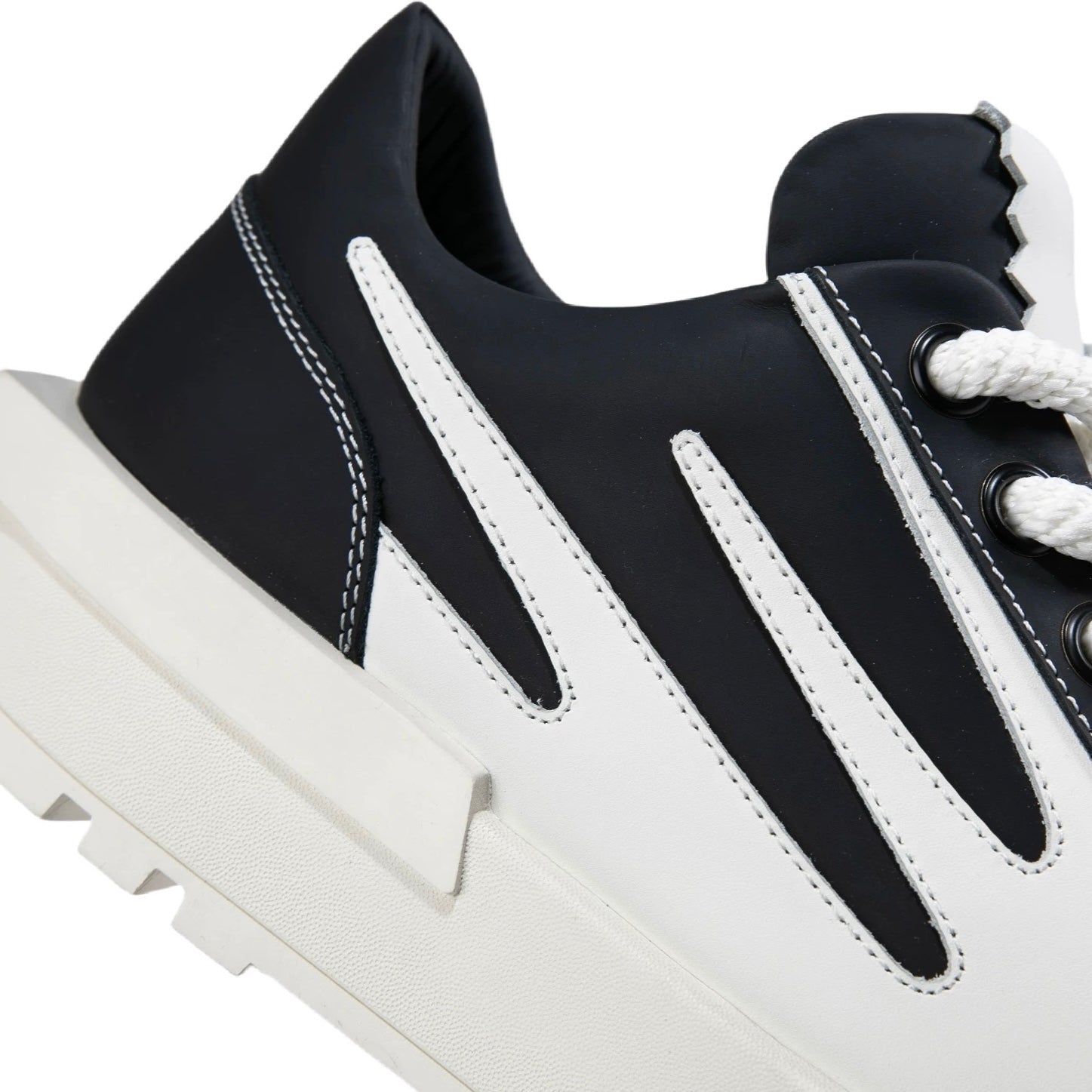 厚底ボリュームスニーカー znk000006