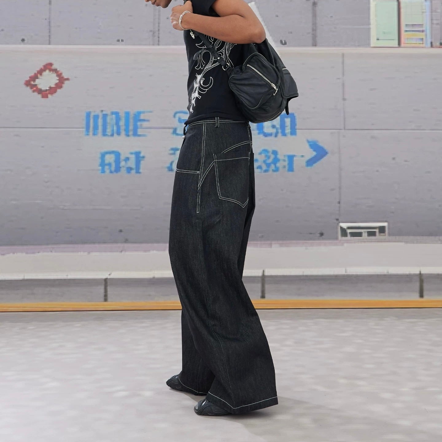 トグルフックワイドデニムパンツ znk000196