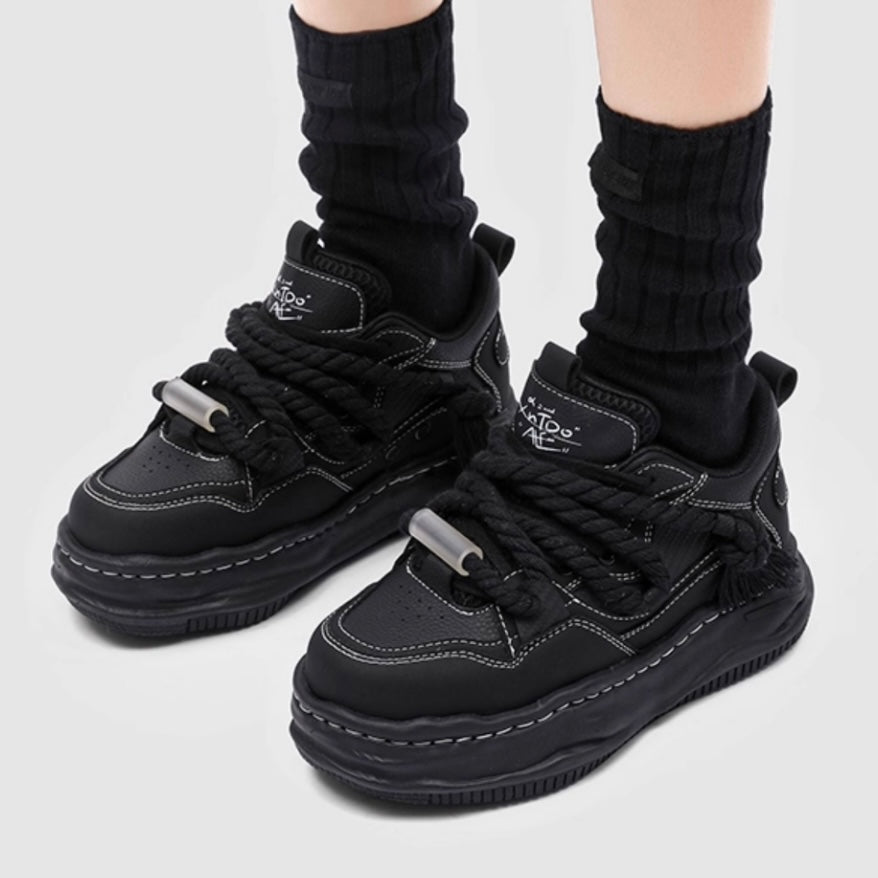 ブラックチャンキーロープスニーカー znk000009