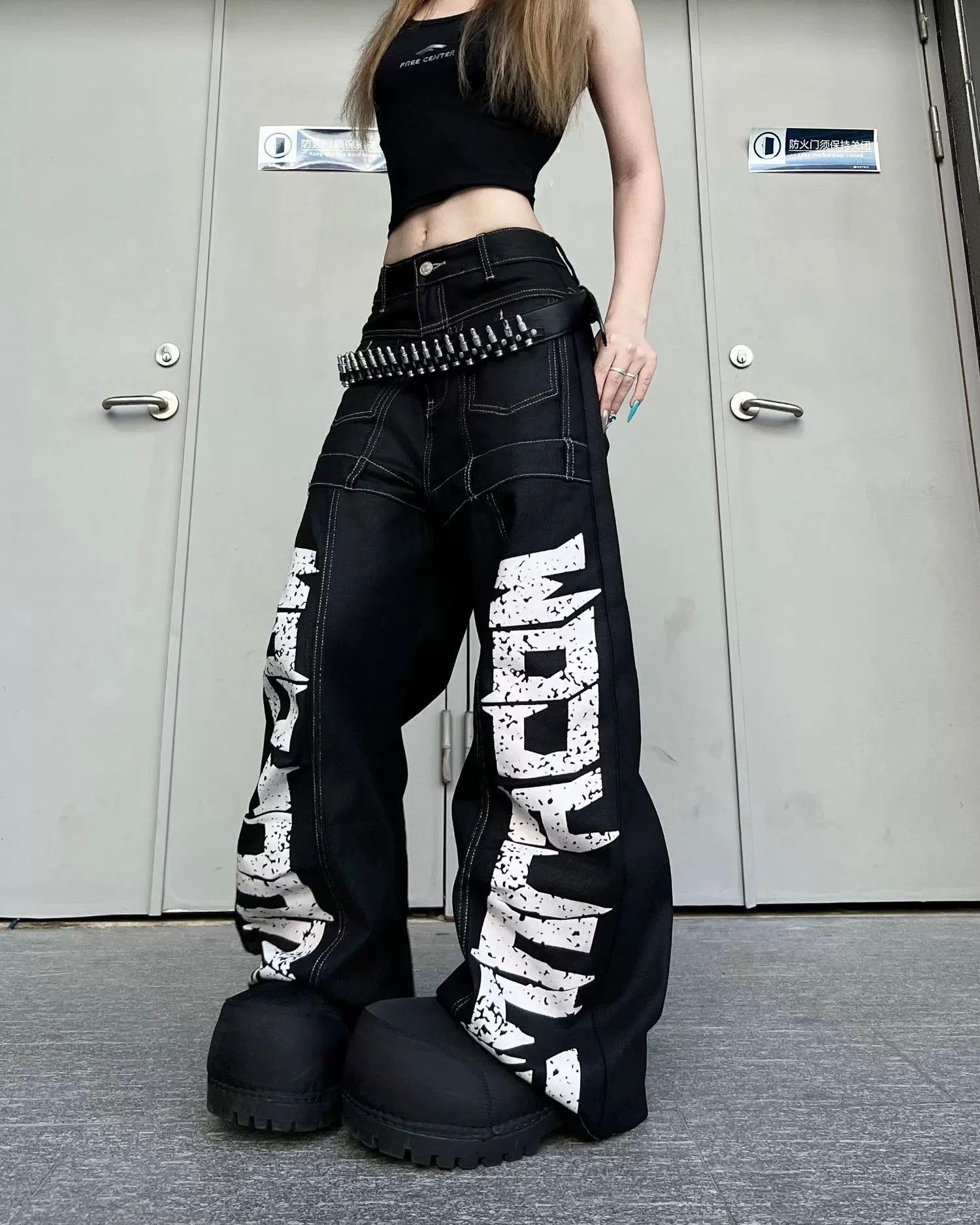 サイドロゴバルーンワイドパンツ znk000103