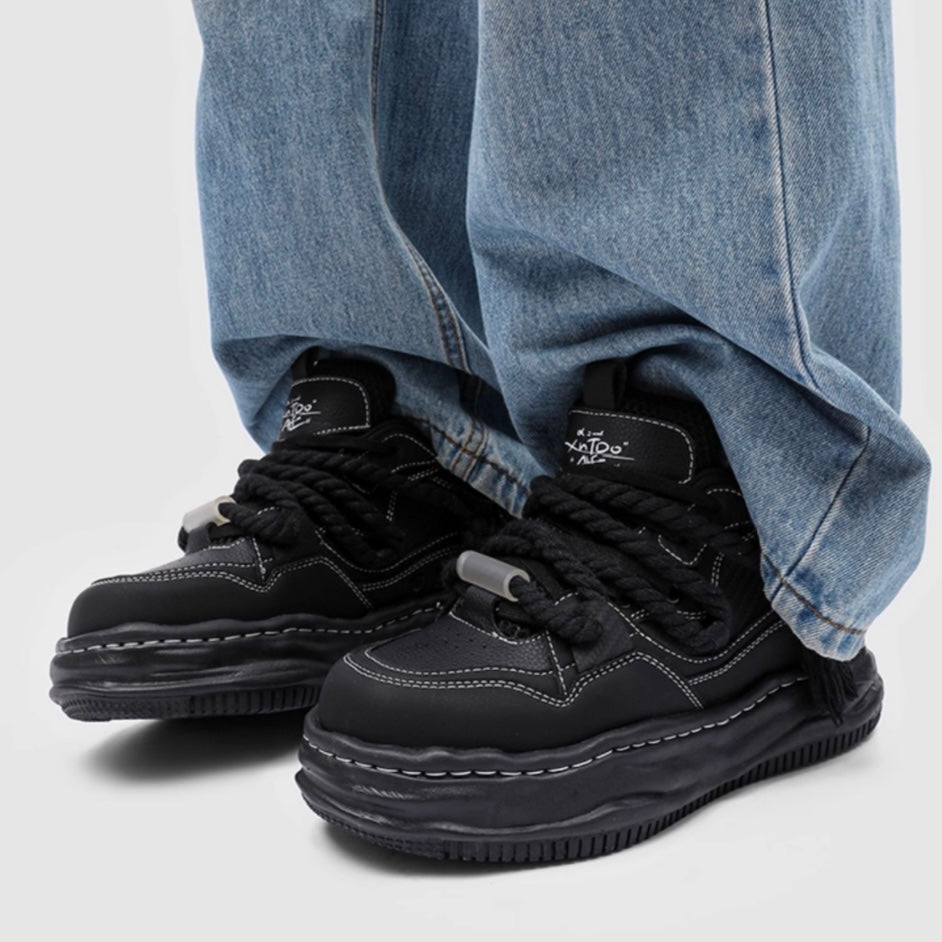 ブラックチャンキーロープスニーカー znk000009