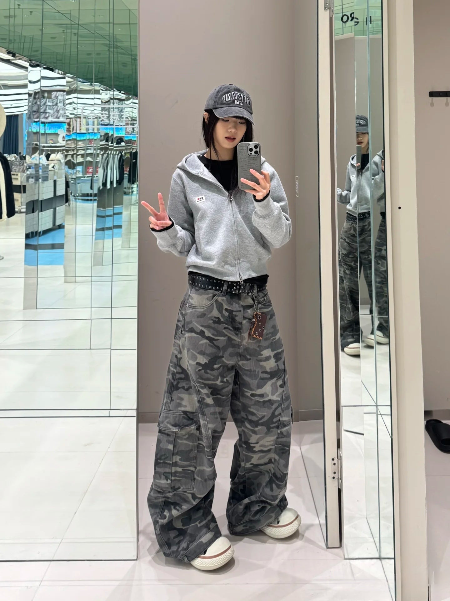 カモフラワイドカーゴパンツ znk000115