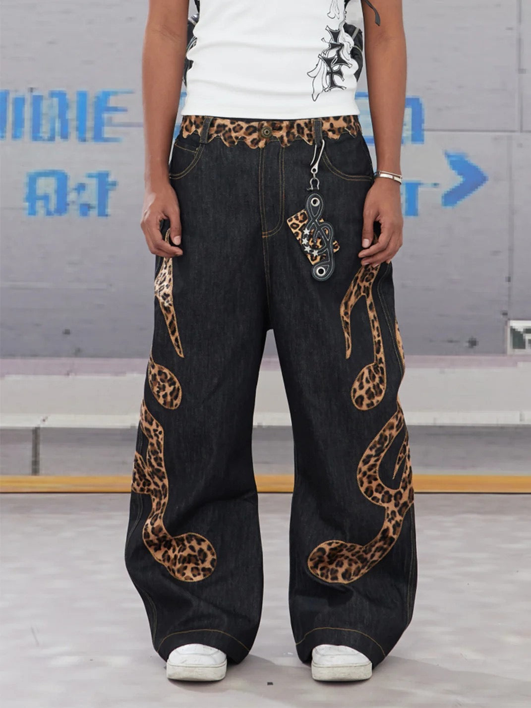 Leopard Patch Wide Denim znk000268