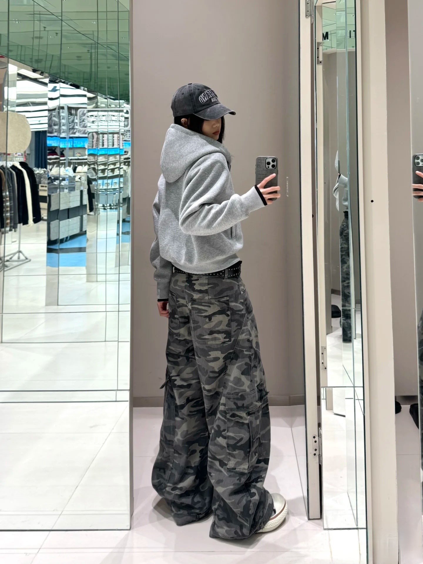 カモフラワイドカーゴパンツ znk000115