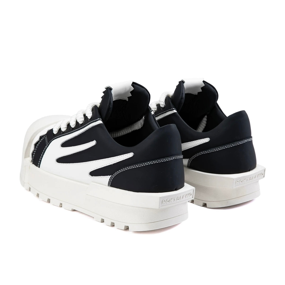 厚底ボリュームスニーカー znk000006