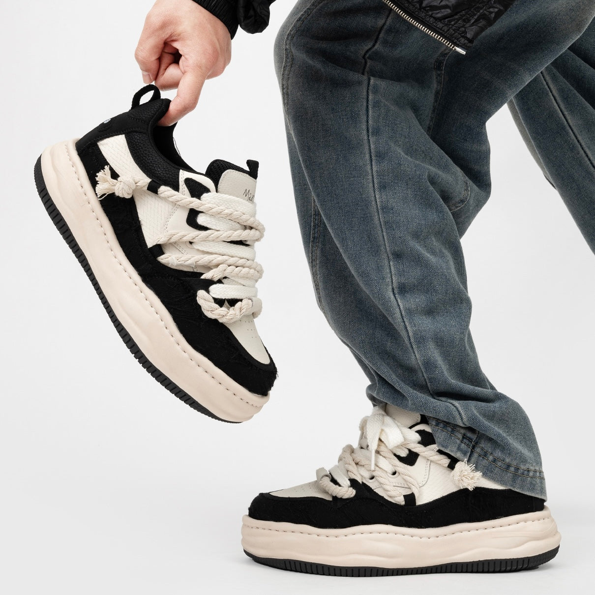 ロープレース厚底スニーカー znk000008