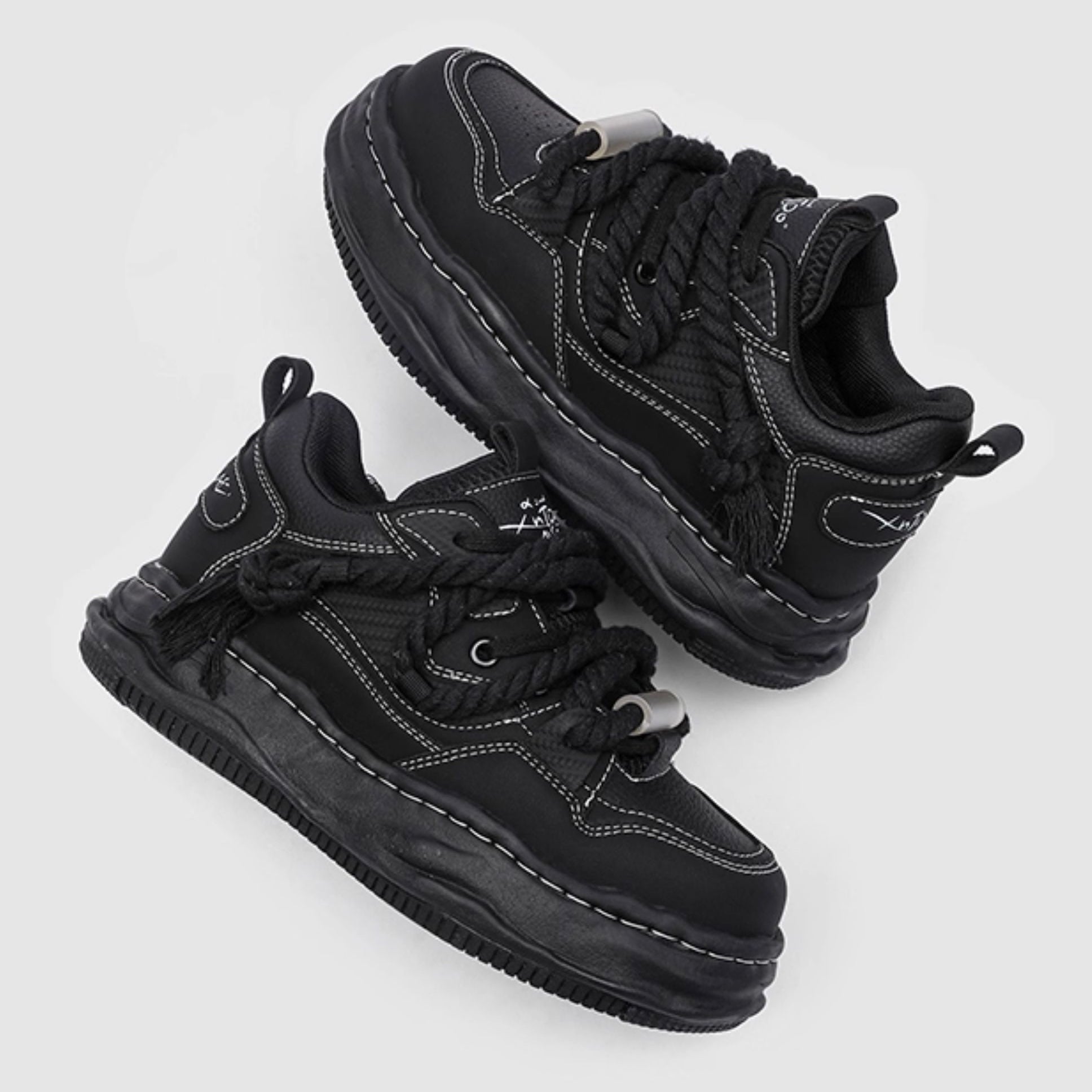 ブラックチャンキーロープスニーカー znk000009