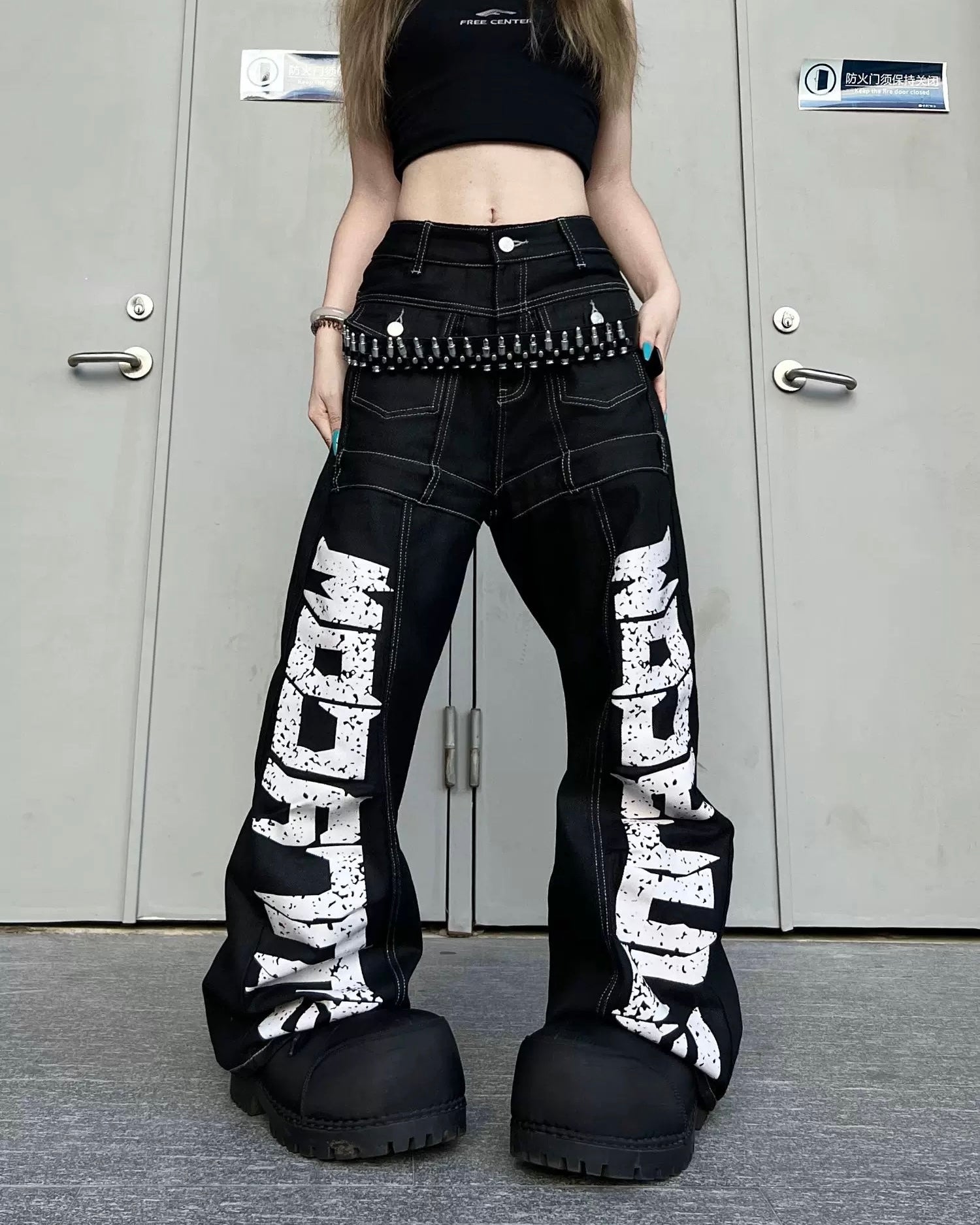 サイドロゴバルーンワイドパンツ znk000103