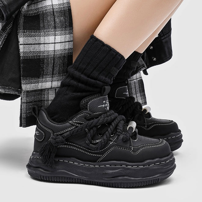 ブラックチャンキーロープスニーカー znk000009