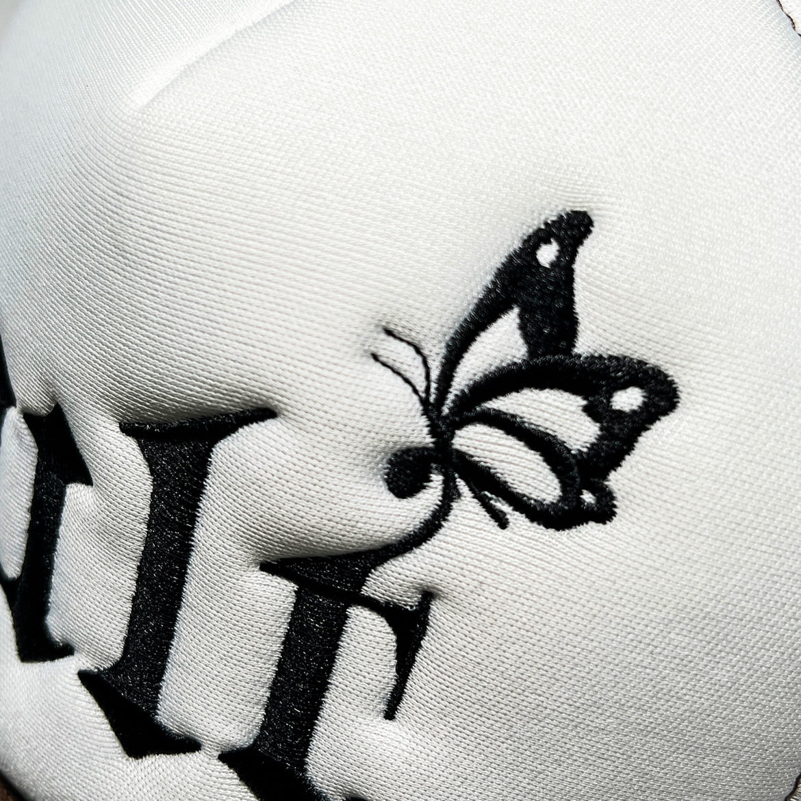 刺繍バタフライメッシュキャップ znk000047