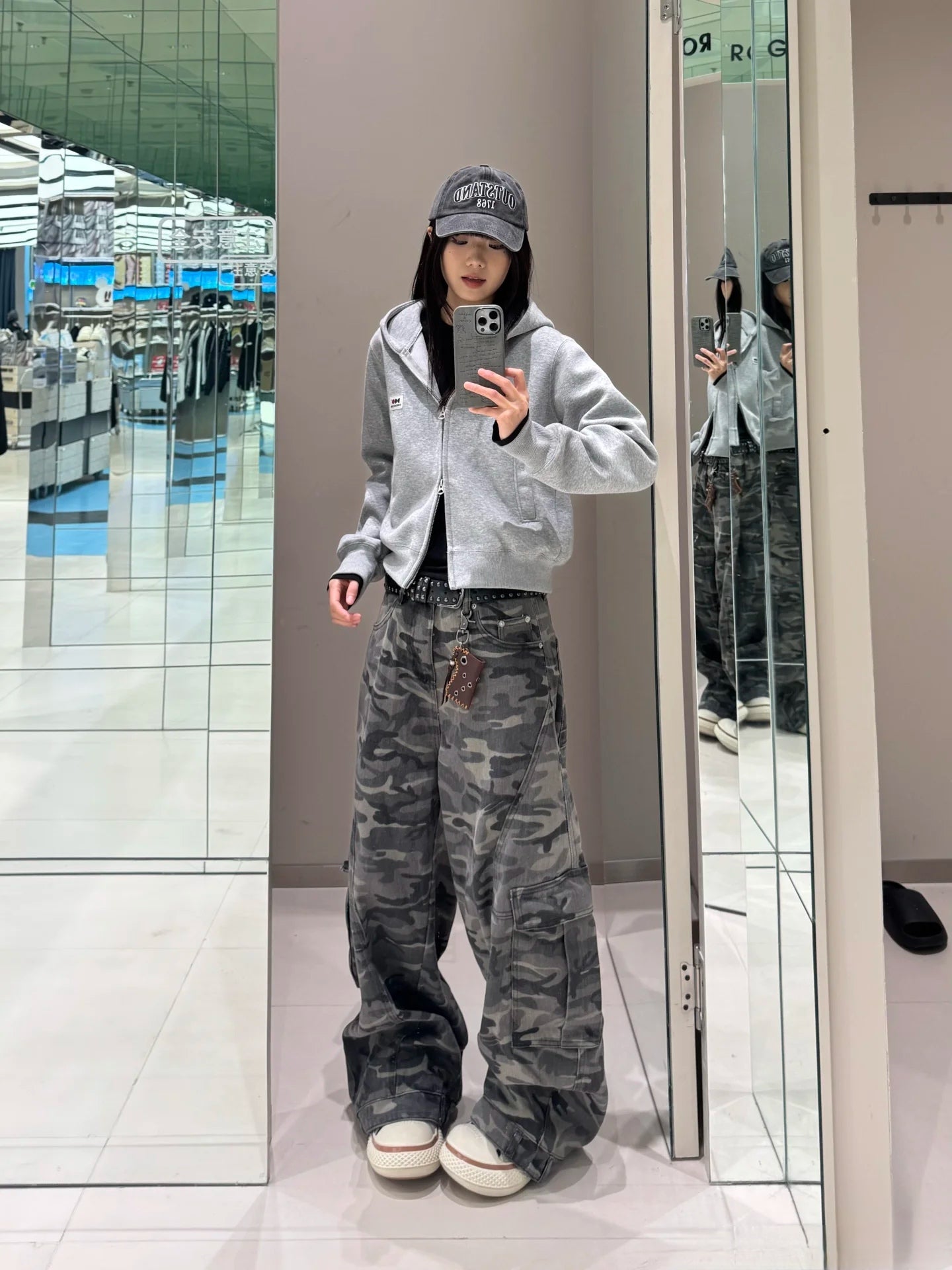 カモフラワイドカーゴパンツ znk000115